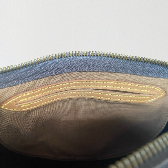 Louis Vuitton Monogram Speedy 30 - Picture 6 of 12